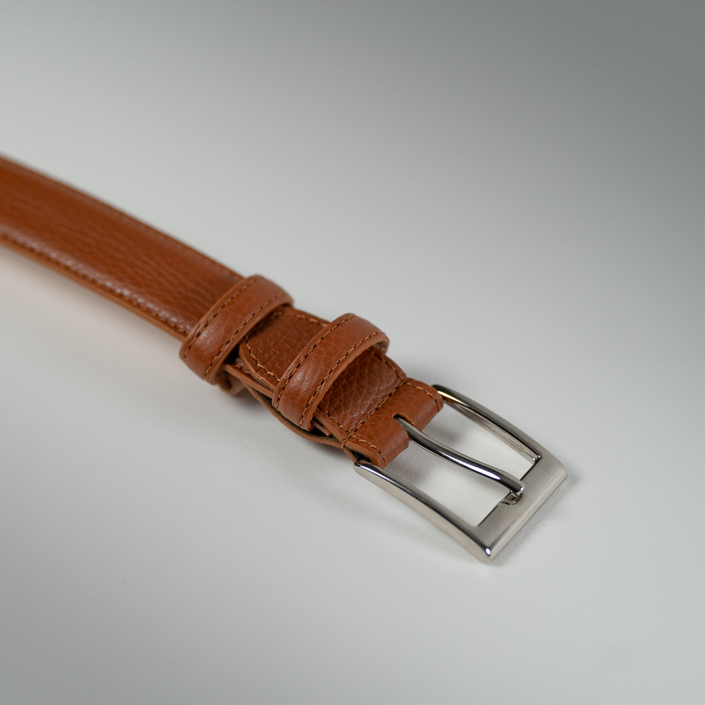 Sienna grained calfskin belt