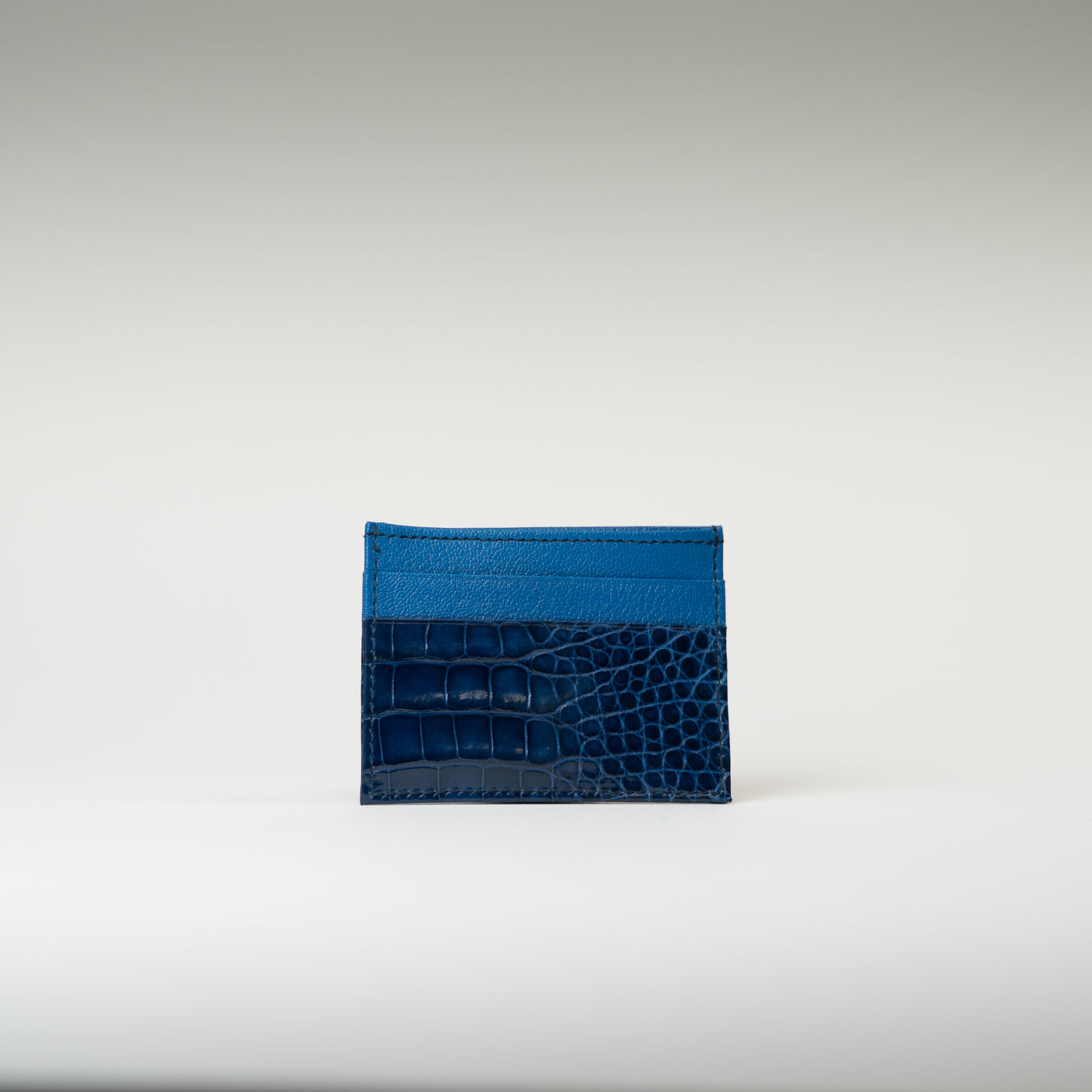 Porte-cartes crocodile bleu